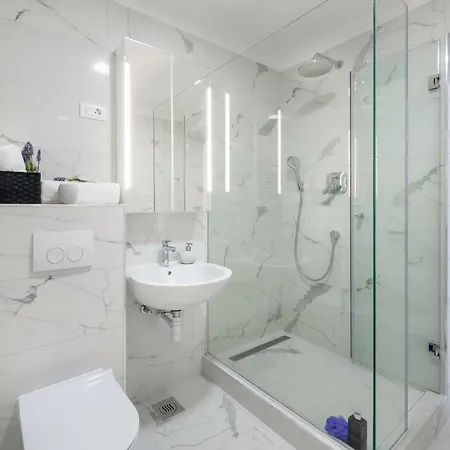 Urban Chic Luxe Near Bacvice & Centre * ספליט