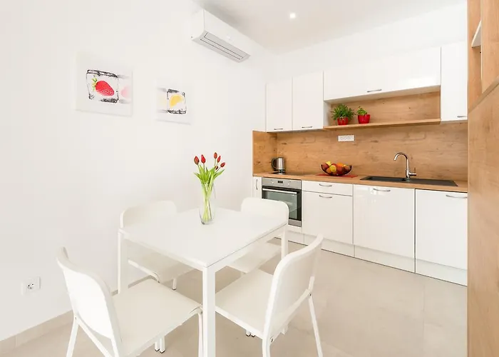 Urban Chic Luxe Near Bacvice & Centre *