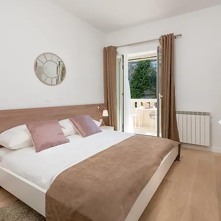 Urban Chic Luxe Near Bacvice & Centre * Spalato